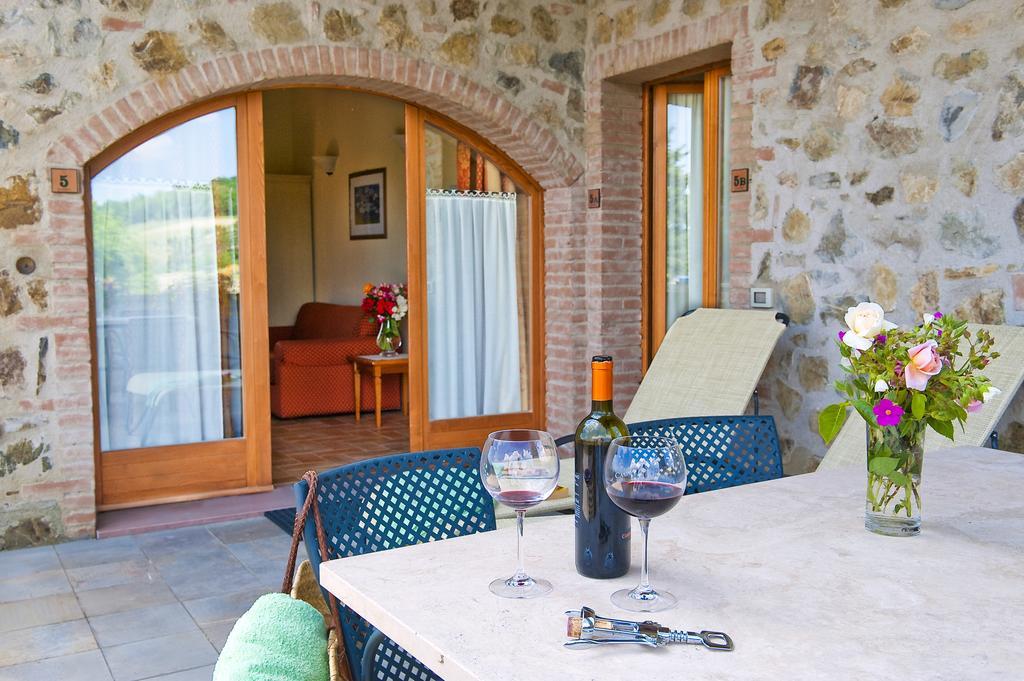 Antica Fonte Resort Casole dʼElsa Habitación foto